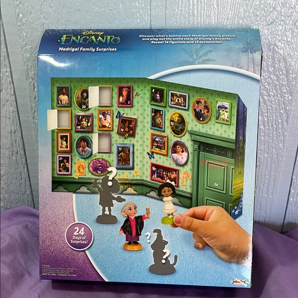 Disney Encanto Advent Calendar - Picture 5 of 10